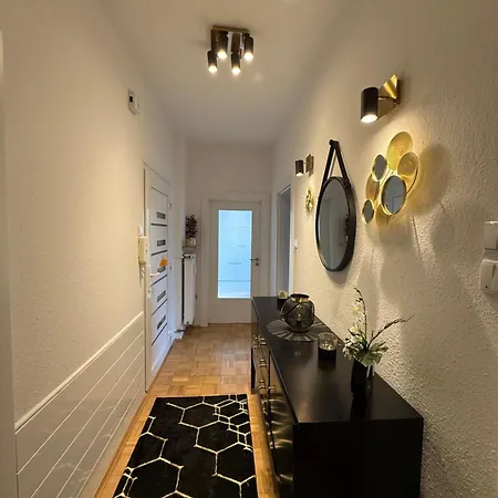 Aurelia Eg In Ruhige Lage Mit Garten * 오버하우젠